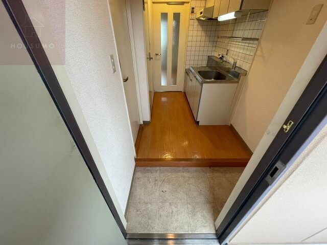 物件内観写真9　(落ち着いた玄関です)