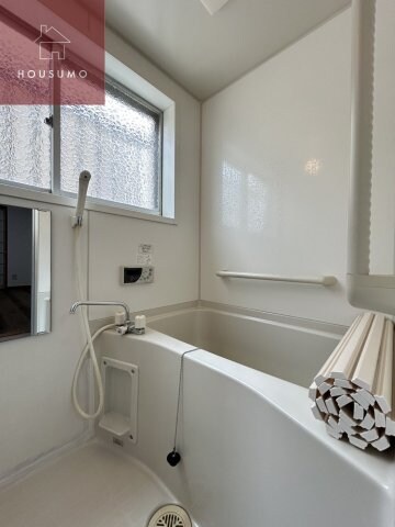 物件内観写真6　(きれいなお風呂です)