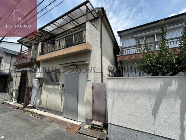 物件外観写真3　(物件の外観です)