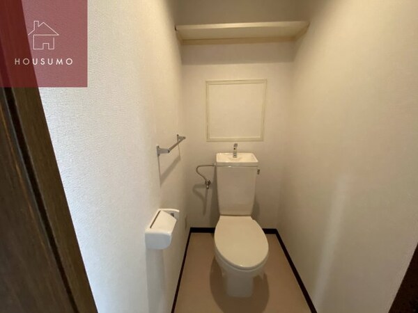 トイレ(清潔感のあるトイレです)