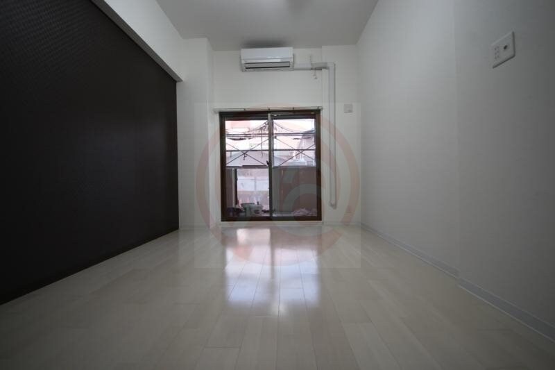 物件内観写真3　(リビングです)