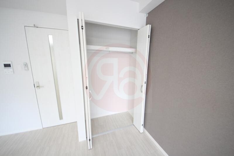 物件内観写真11　(専用の収納スペースです)