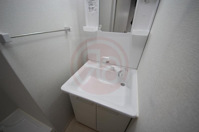 物件内観写真18　(独立洗面台です)