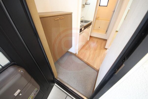 玄関(毎日通る玄関はこちらです)