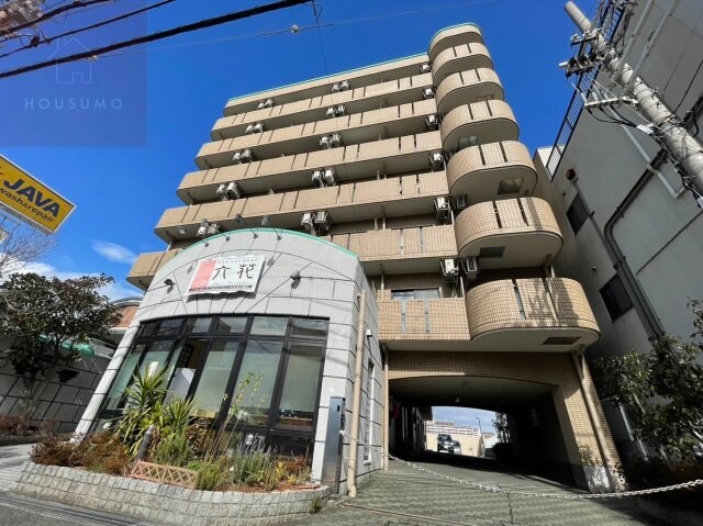 物件外観写真1　(外観も気になるポイント)