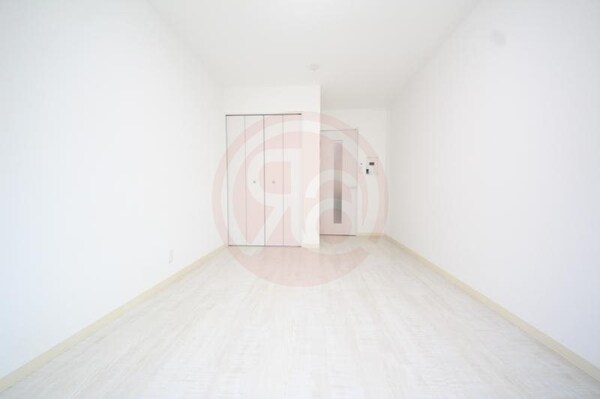 居室(ゆったり過ごせる居間です)