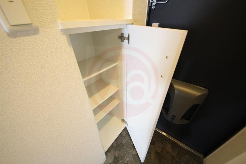 物件内観写真28　(収納があります)