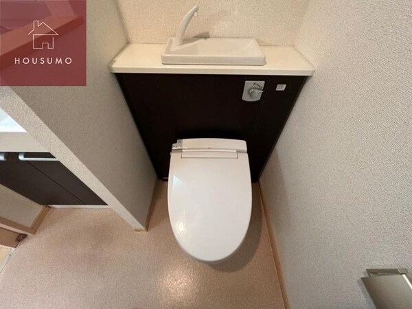 トイレ(同施工会社・同型モデルの室内です。（参考写真・イメージ写真）)