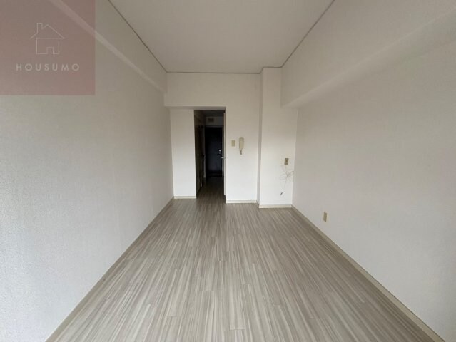 物件内観写真25　(個人の部屋や寝室として使える洋室です)