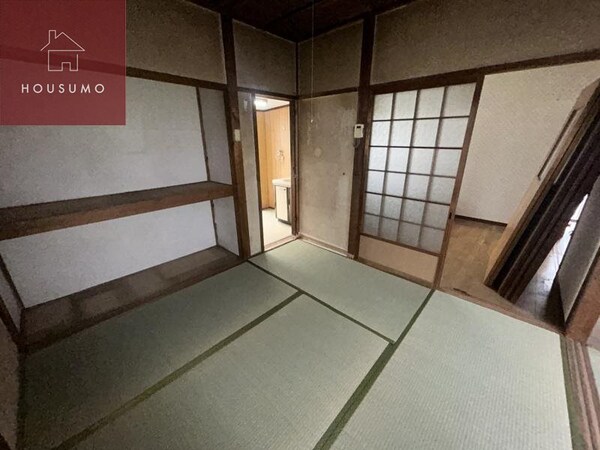 和室(い草の香りが落ち着く素敵な和室です)