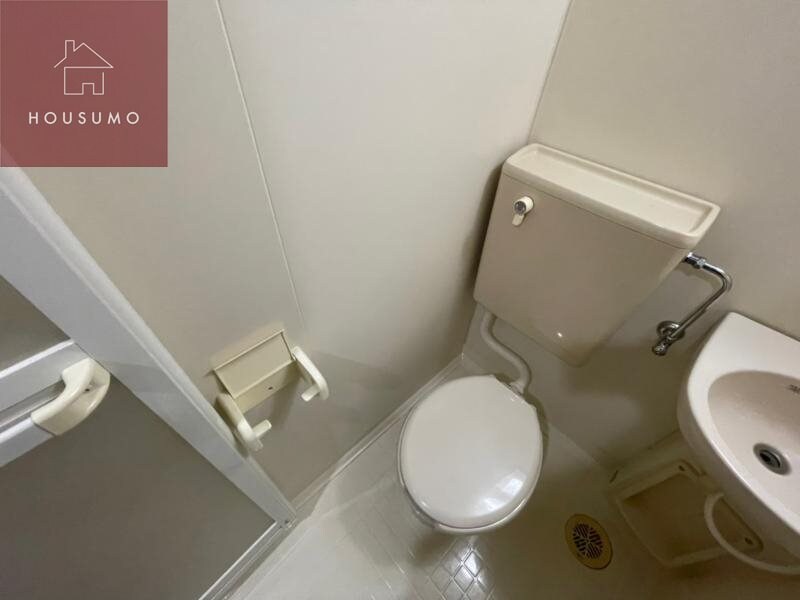 物件内観写真9　(落ち着いたトイレです)