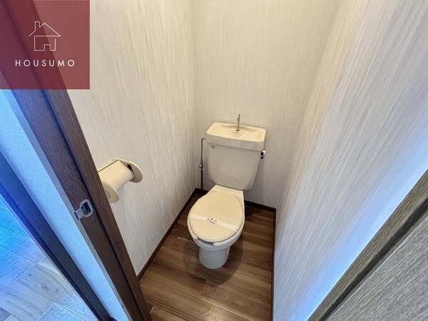 トイレ(清潔感のあるトイレです)