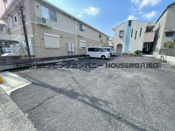 駐車場(駐車場完備です)