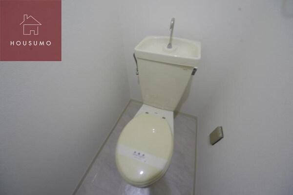 トイレ(シンプルで使いやすいトイレです)