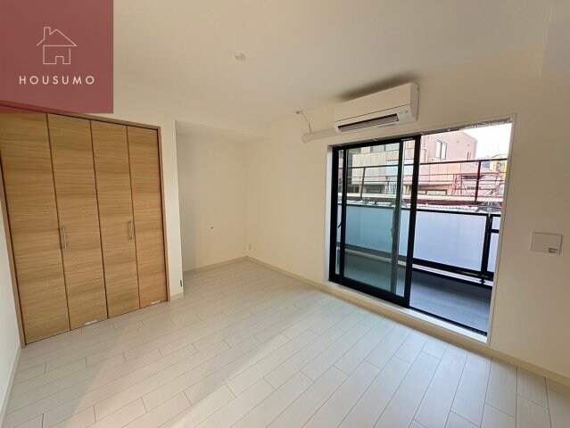 物件内観写真4　(使いやすいリビングです)