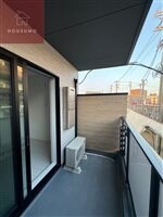 物件内観写真12　(お洗濯にも便利なバルコニー付き)