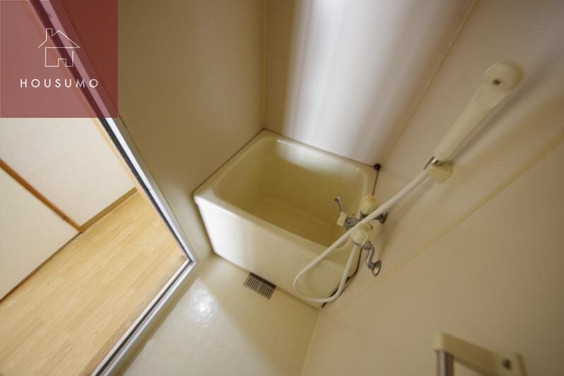 物件内観写真7　(落ち着いた空間のお風呂です)