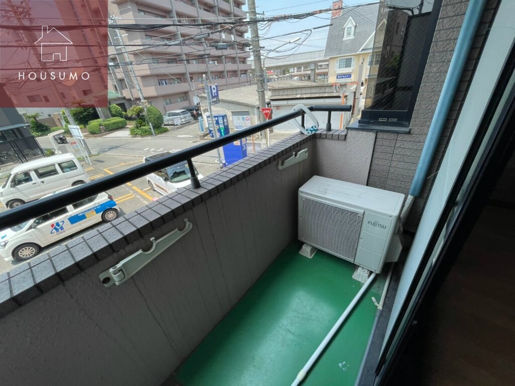 物件内観写真11　(お洗濯にも便利なバルコニー付き)