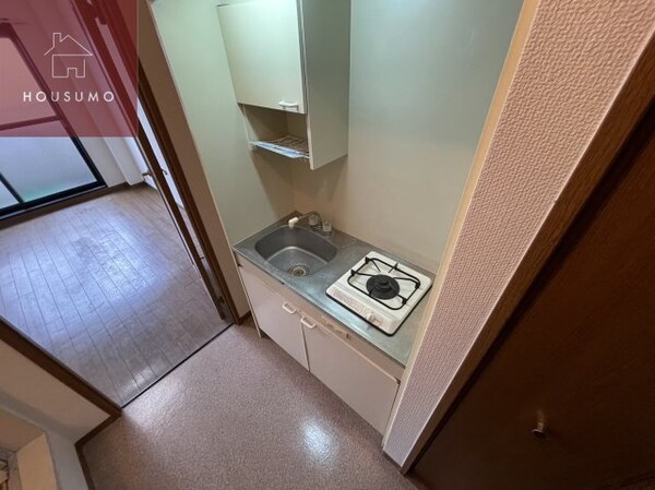 キッチン(キッチンでお料理をお楽しみください)