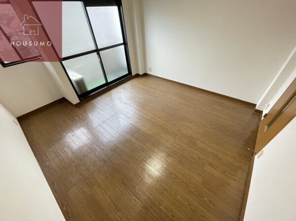 寝室(寝室にぴったりのお部屋です)