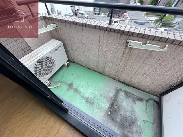 物件内観写真11　(落ち着いた時間を過ごせるバルコニーです)