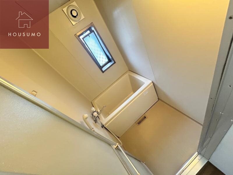 物件内観写真7　(日々の暮らしに欠かせないお風呂です)