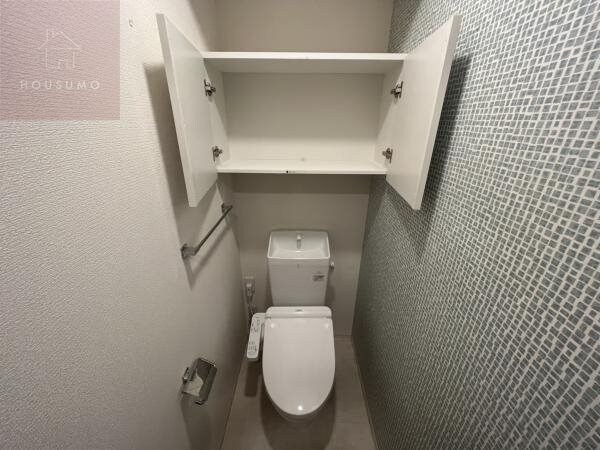 トイレ(コンパクトで使いやすいトイレです)
