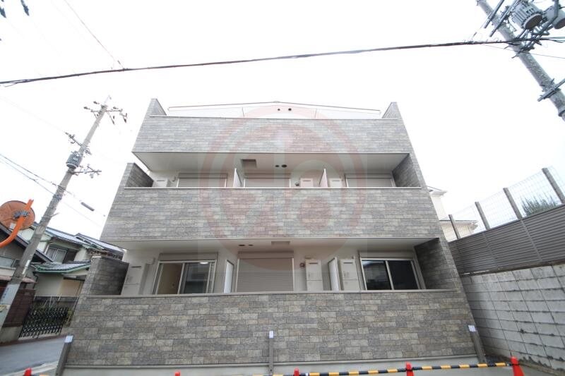 物件外観写真3　(外観もきれいです)