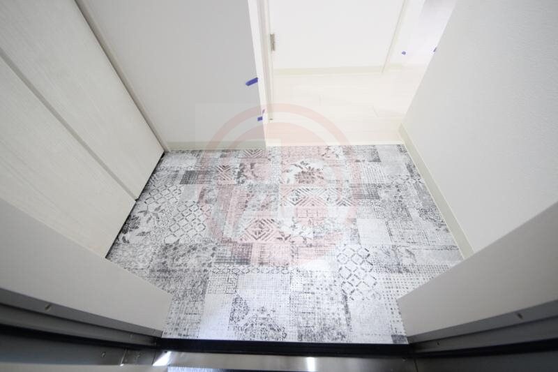 物件内観写真12　(シンプルで使いやすい玄関です)