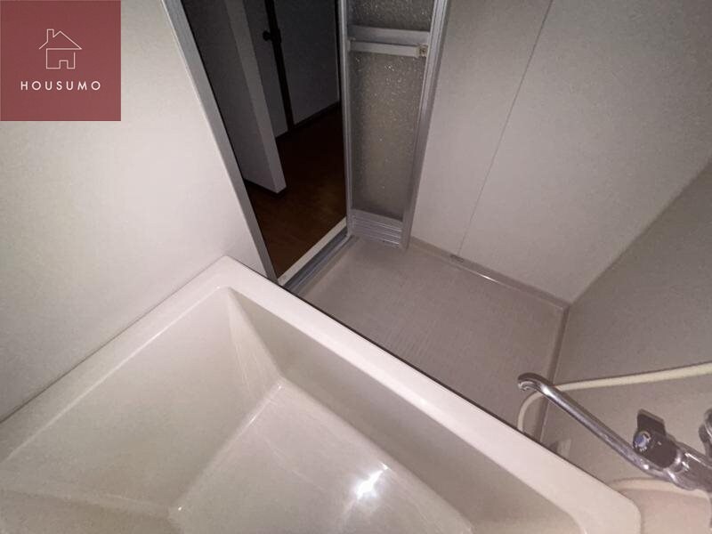 物件内観写真6　(日々の疲れを癒すお風呂付です)