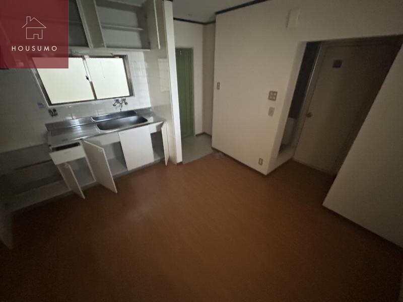 物件内観写真16　(居間です)