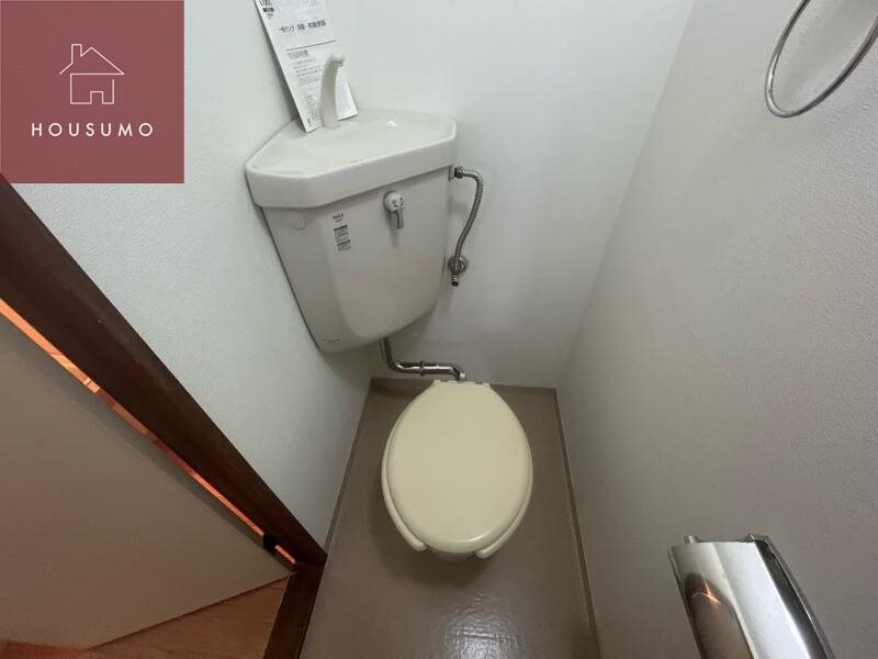 物件内観写真8　(清潔感のあるトイレです)