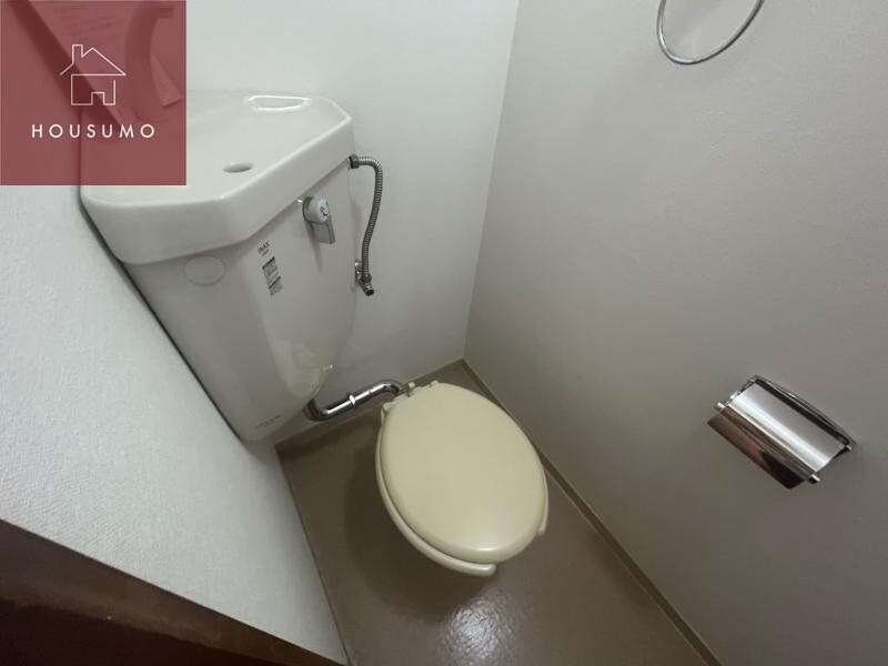 物件内観写真18　(シンプルで使いやすいトイレです)