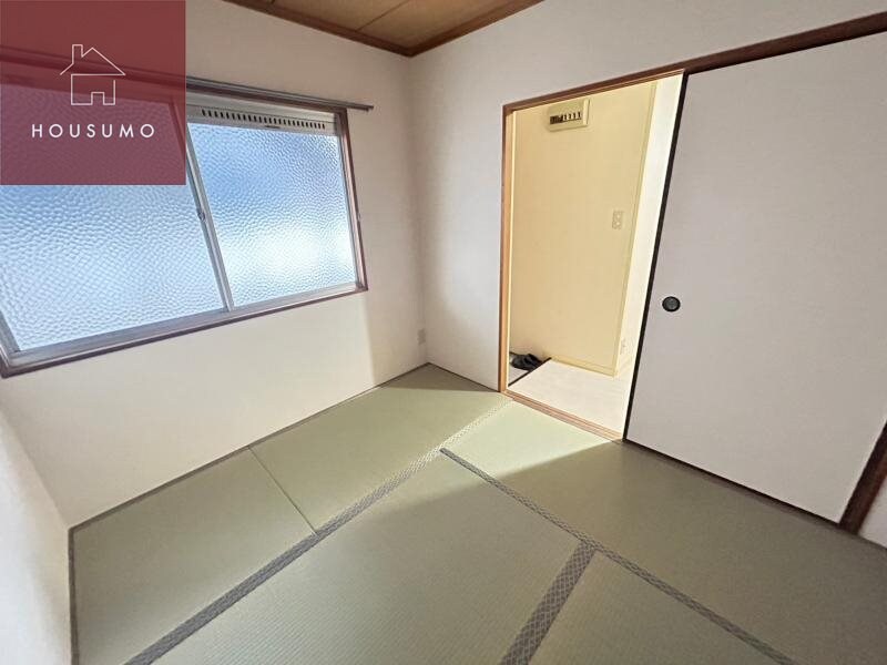 物件内観写真25　(和室ならではの温かな和の空間で寛ぎの時間を過ごせます)