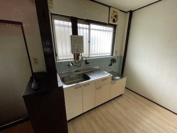 物件内観写真4　(きれいなキッチンです)