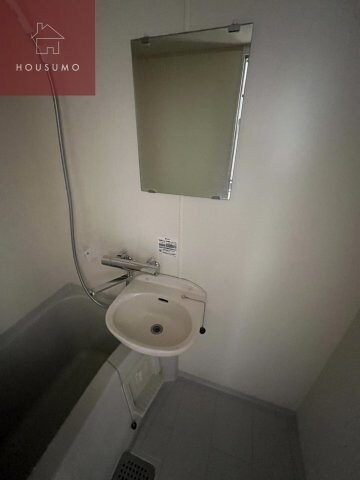 物件内観写真18　(脱衣スペースもあります)