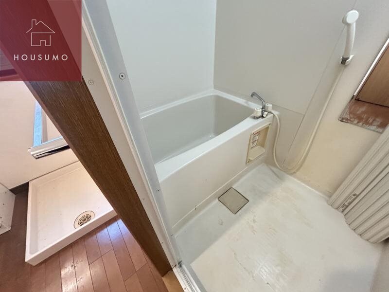 物件内観写真6　(コンパクトで使いやすいお風呂です)