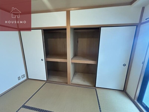 収納(こまごまとしたものを収納できそうですね)