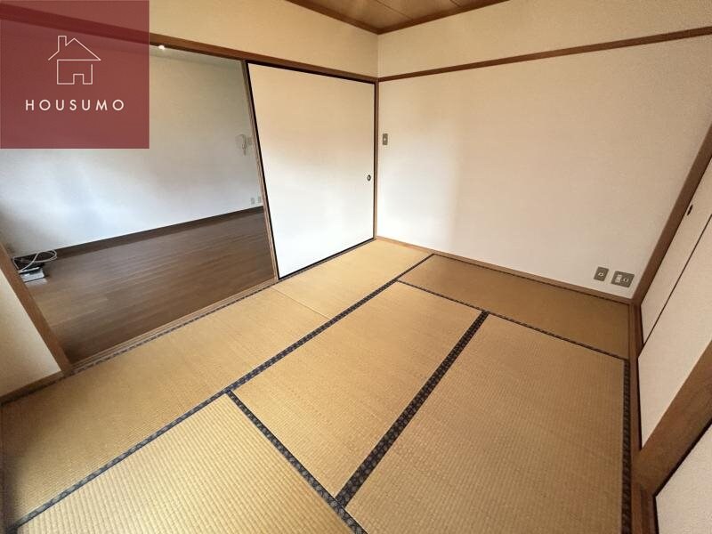 物件内観写真27　(和室があれば、来客や子供用のスペースとして活躍します)