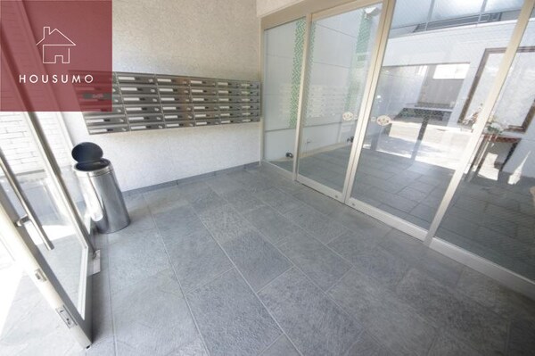 ロビー・ラウンジ(毎日通るロビーはこのようになっています)