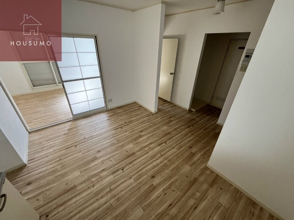 物件内観写真16　(ゆったり過ごせる居間です)