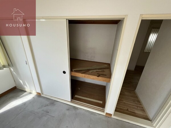 収納(こまごまとしたものを収納できそうですね)