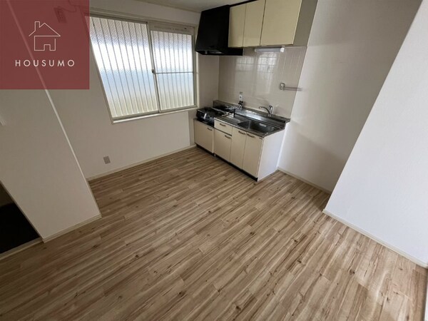 居室(使いやすい居間です)