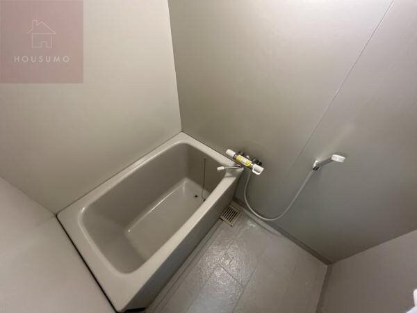 物件内観写真6　(日々の暮らしに欠かせないお風呂です)