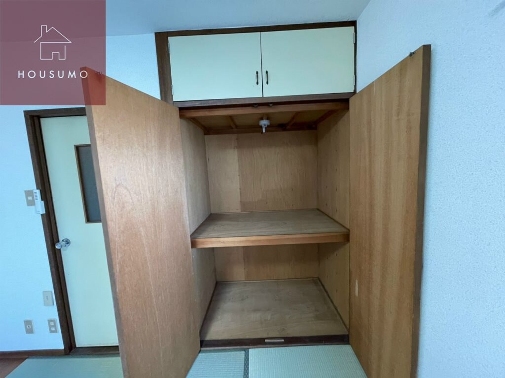 物件内観写真20　(ちょっとした収納スペースも充実しています)