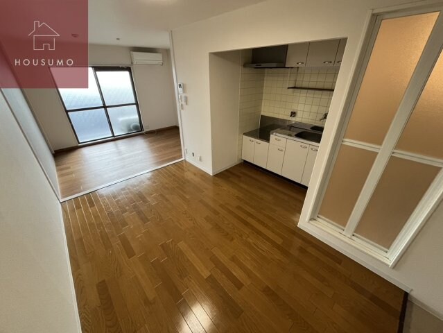 物件内観写真4　(居間です)