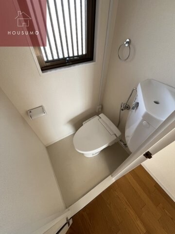 物件内観写真8　(落ち着いたトイレです)