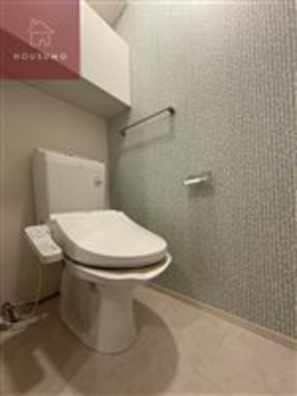 トイレ(開放的な寝室です)