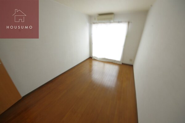 寝室(寝室にぴったりのお部屋です)