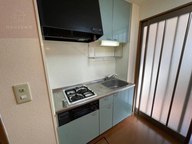 物件内観写真3　(お料理しやすいキッチンです)